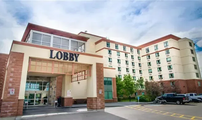 Building exterior at Deerfoot Inn & Casino in Calgary